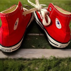 Classic High Top Converse Red With Star logo. Size 9C Unisex.