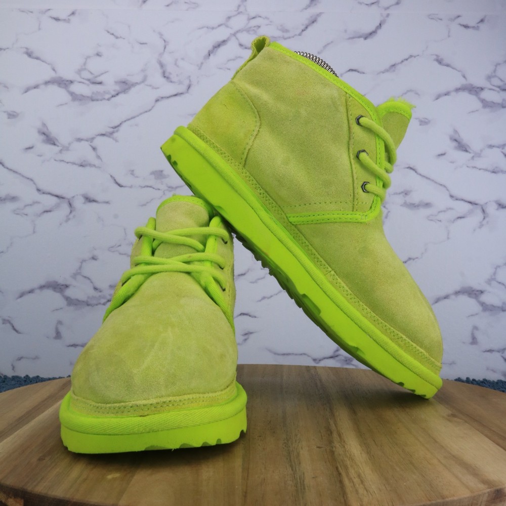 UGG Neumel II Ankle Boot Grinch Lime Green 1017320K Big Kids Size 5 / Women 6.5