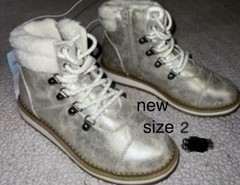kids boots $10 ea