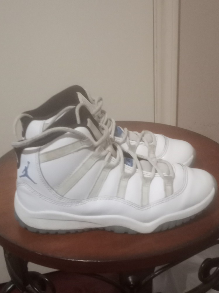Nike Air Jordan 11 Retro PS ‚Legend Blue 2024’ 378039-104 Youth Size 3Y
