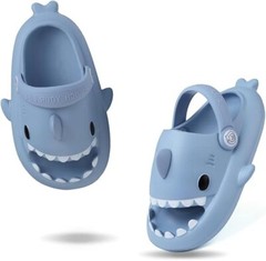 Kids‘ Shark Sandals Non-Slip Soles Lightweight House Slipper Casual Beach Slides