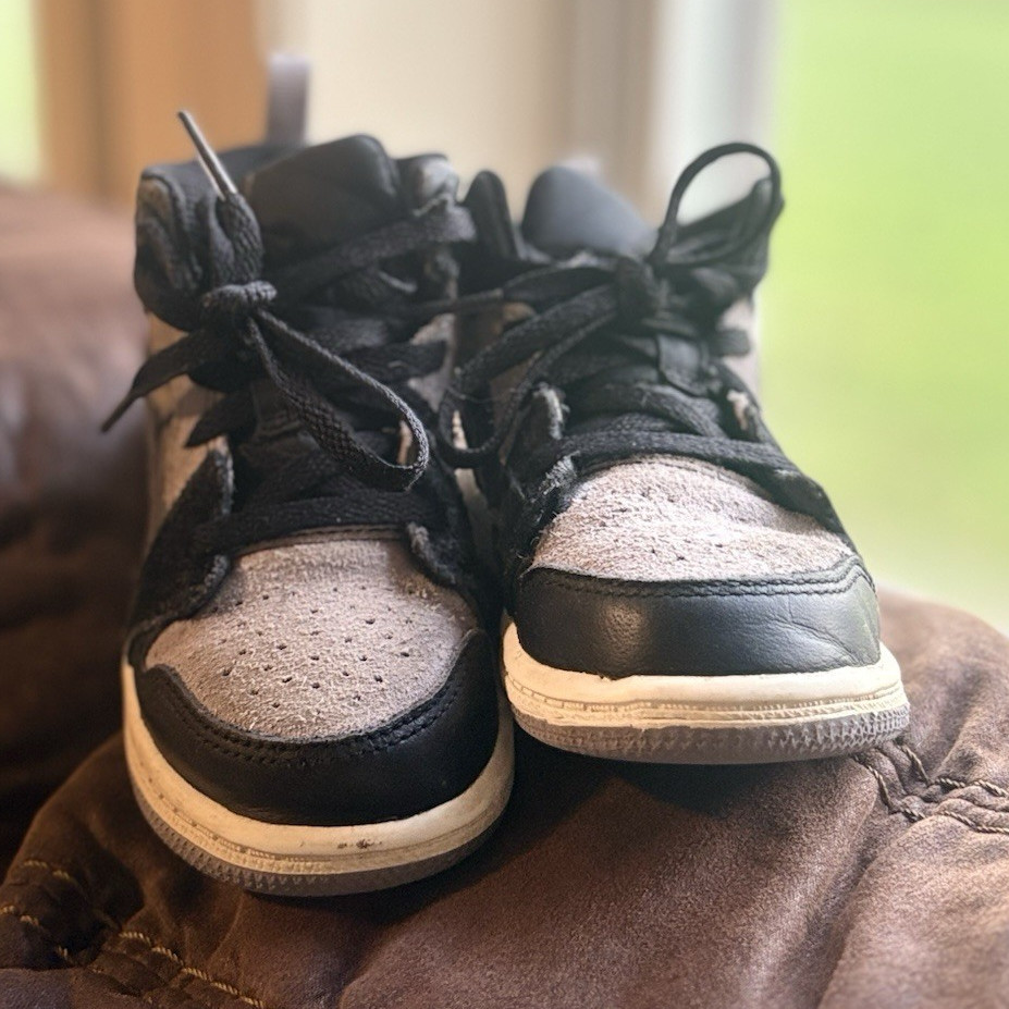 Jordan 1 Mid SE Craft TD Unisex Kids Black/Gray Mid Top Leather Sneaker 9C
