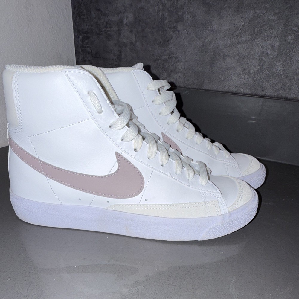 Nike Blazer Mid High Top Leather Sneakers White/Pink Kids 5Y DA4086-121