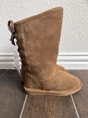 Bearpaw Phylly Youth Boots Girls Size 13