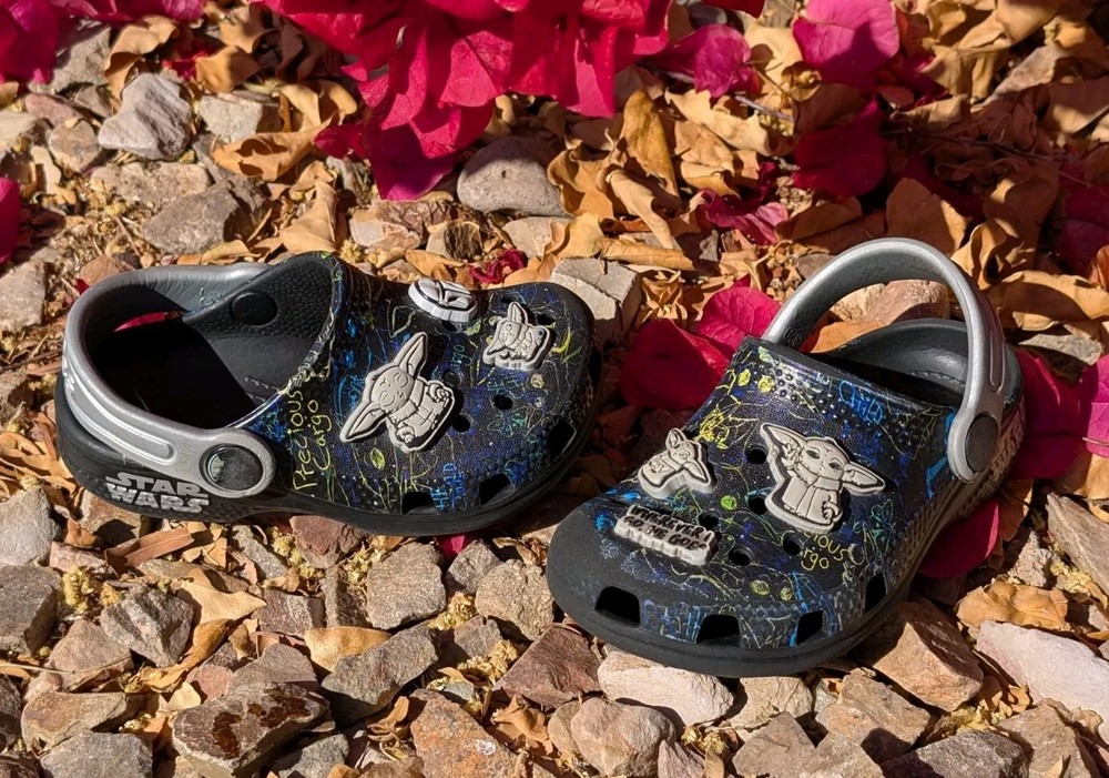 Crocs Clogs Star Wars Mandalorian „Precious Cargo“ Grogu – Kids Toddler Size C7