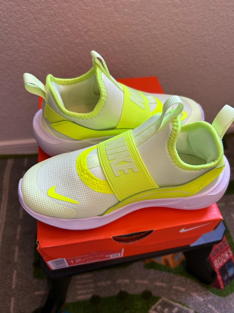 Nike Flex Runner 4 PS Barely Volt White Kids Preschool Running Shoes IF2894-700