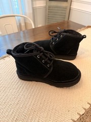 UGG Neumel II Black Suede Lace Up Boots Youth Kids Size 3