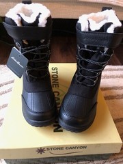 NEW Eddie Bauer Kids Sherpa Lined Insulated Winter Snow Boots Black Size 2M WARM