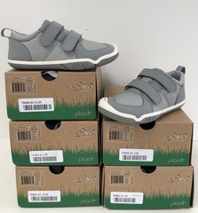 NIB Plae Lucien Sneakers Limestone Grey 121040 Youth 11.5T 12T 12.5T 13C 1C New