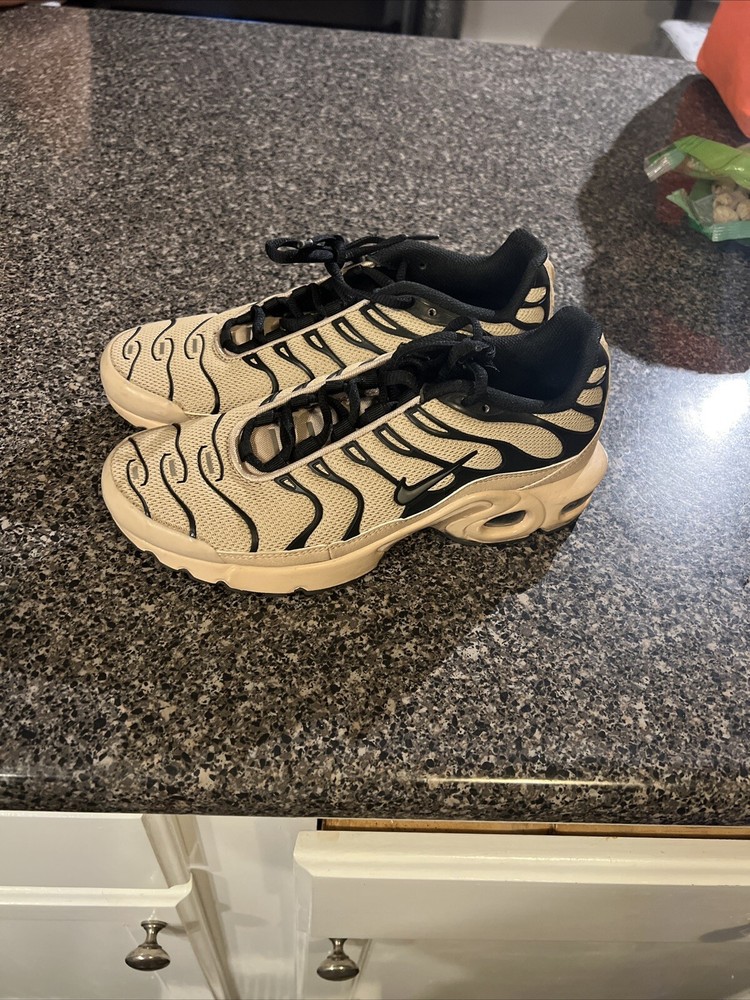 Nike Air Max Plus Gs Desert Brown Sneaker Sz 5.5 Y Excellent Shape