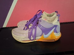 Nike LeBron Witness 7 Grape Orange Basketball Shoes DQ8650-101 Youth Size 6.5Y