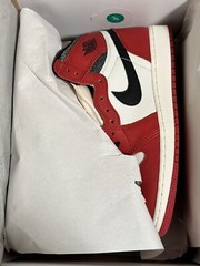 Size 7 (GS) – Jordan 1 Retro OG High Chicago Lost & Found