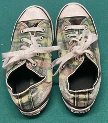Converse All Star Shoes Size Junior 2. Color Camo Green. In Great Condition!