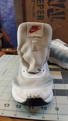 Nike Air Max Invigor ‚White/Wolf Grey/Black/University Red‘ – CZ4196-100 Sz 5Y