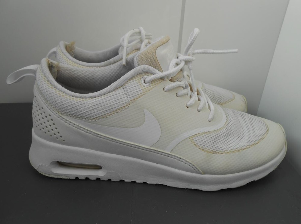 Nike Air Max Thea Girls Boys Running Gym Sports Shoes EU 37.5 Trainers 23.5
