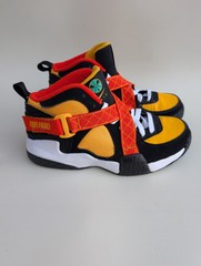 DD9281 001 NIKE AIR RAID Retro ROSWELL RAYGUNS BLACK-GOLD SZ 6Y GS