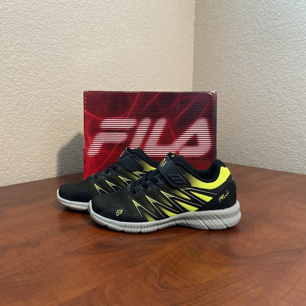FILA Kid’s Size 12 Fantom 8 Strap Sneakers Green/Black