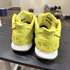 Nike Kyrie 5 Sponge Bob Square Pants GS Size 6.5Y 8W CJ7227-700 Nickelodeon