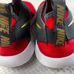 Nike Flex Runner Kids University Red Black Gold Slip On Sneakers AT4662-605 4Y