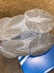 Adidas Ozweego