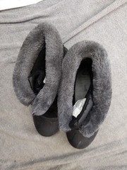 Laska Boots Womens Size 6 Black Leather Zip Ankle Snow Fur Lined Winter Warm