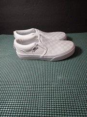 VANS Classic Slip On Checkerboard True White Unisex Athletic Sneaker 1Y