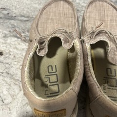 Hey Dude – Childrens Wally Beige – Size Y4-L5 – Style 130130500 – (A)