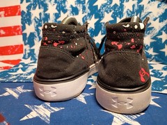 Under Armour Kickit2 Paint Splatter Size 5.5Y Black Shoes 1301970-001