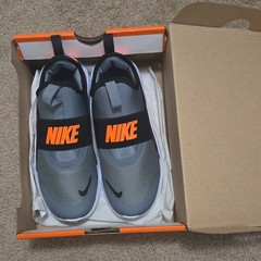 Nike flex runner 4 (PS) Size 1y