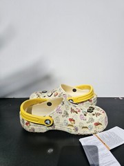 New Crocs Classic Spring Break Clog K Flower Cool Multicolor Clog Kids Size j5
