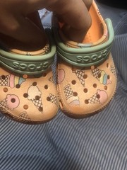Crocs size 6, Ice cream