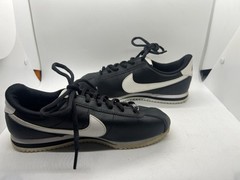 Nike Cortez Basic SL Athletic Shoes – Kid’s Size 4Y GS – Low Black – 904764 001
