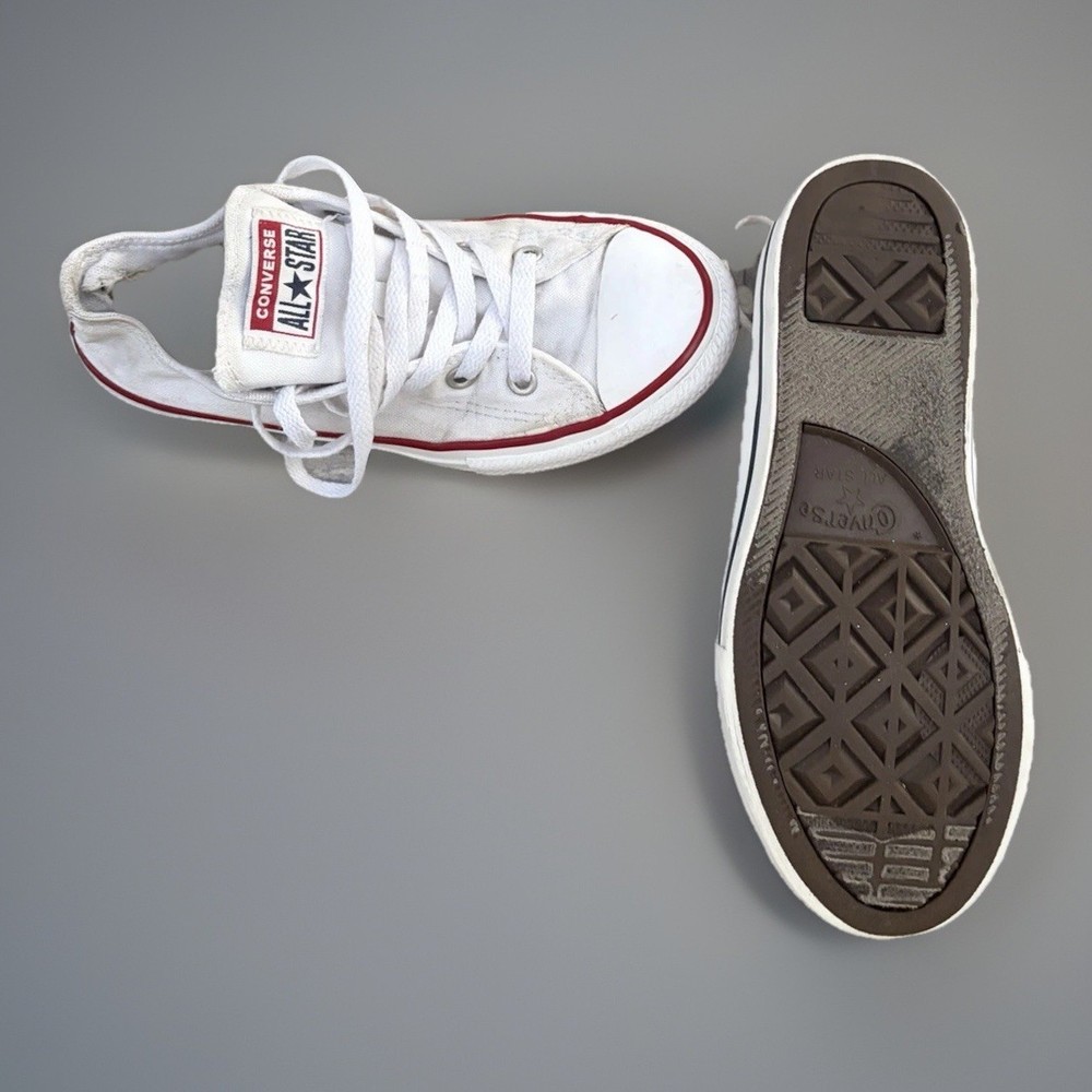 Converse Chuck Taylor All Star White Low Top Sneakers Kids Size 3 Youth grunge