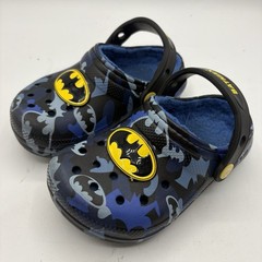 Crocs Batman Lined Clogs Kids Size C9 Blue Black Bat Logo Slip On Shoes
