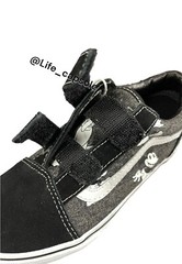 Size 13Y Kids Vans Old Skool Disney Mickey Mouse Youth Easy On Slip VN000VHEBMB