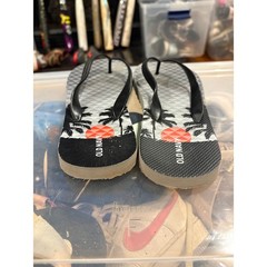 Old Navy Kids Flip Flops Palm Tree Sunset Black Gray Size 5/6