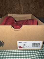 Size 9c – Ugg Neumel II Chukka Red Toddler Boots