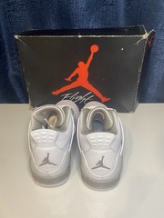 Size 4 (GS) – Jordan 4 Retro Mid White Oreo