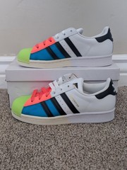 Size 4.5 Youth Unisex Adidas Superstar J White/Green/Blue/Orange Lace Up Trainer
