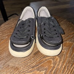 Kids Size 1 Billy Classic Lace Low