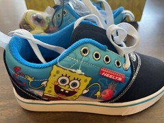 Pro 20 Heelys Sponge Bob Low Top Sneakers/Skates Sz 13C Youth New in Box NIB