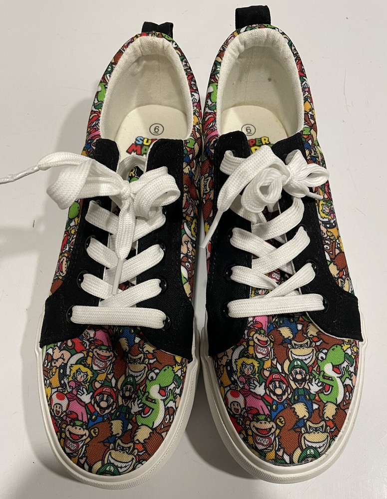 BARELY WORN Nintendo Ground Up Super Mario Shoes Game Over Kids Size 6 Canvas