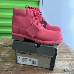 Timberland 6″Premium Classic Boots In Rose Pink NEW With Box 3 Youth Primaloft