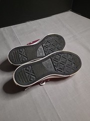 Converse Chuck Taylors Maroon Madison Low Tops With Plaid Size 8