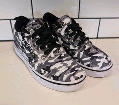 HEELYS PRO 20 PRINTS Gray Camo Canvas Lace Up Skate Wear Shoes Youth 5 Edgy Fun