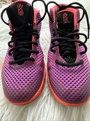 Nike Kyrie Irving 1 Easter (GS) Purple Sneakers Basketball Men’s 5.5Y 717219-508