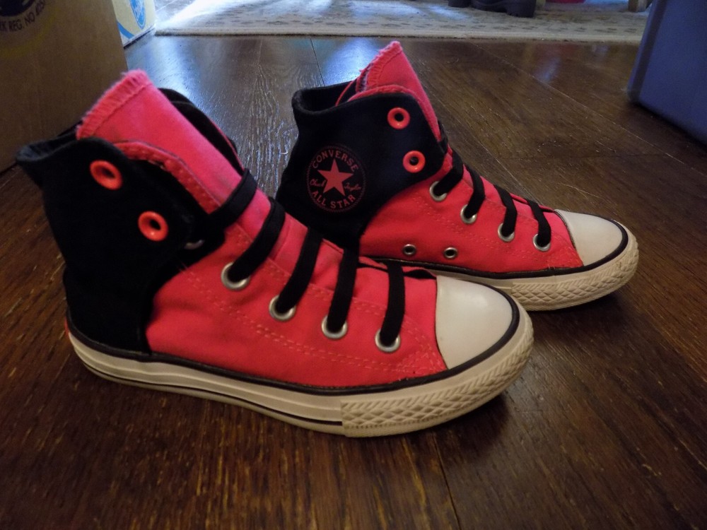 Converse Neon Pink Black Hook Loop Elastic Lace up Chuck Taylor High Tops Sz 1