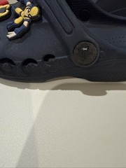 Crocs Classic Navy Blue Clogs C10 W/ Super Hero Jibbitz – Condition See Pictures