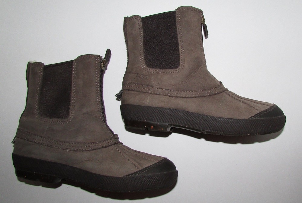Ugg Kids Waterproof Leather Slushy Espresso Boots, Unisex Size 1