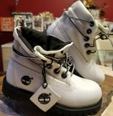 Timberland – NEW – Designer Inspired – Custom Design – Unisex Youth – Size 10